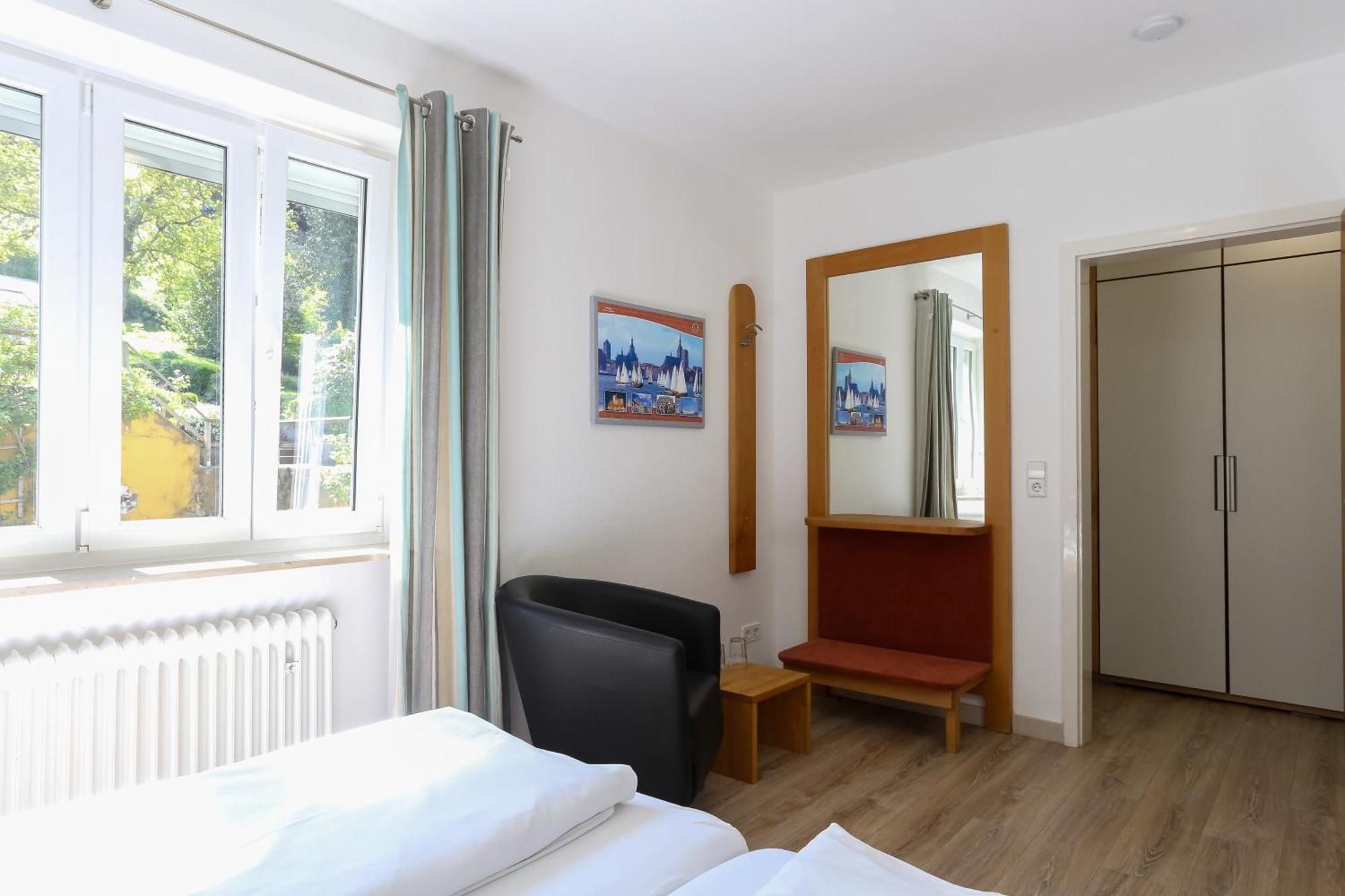 Aparthotel Schwarzwald Panorama Bad Wildbad Oda fotoğraf